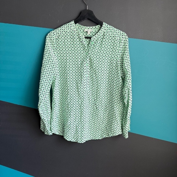 Joie Green Relaxed Buttoned Blouse 100% Silk - Picture 3 of 10